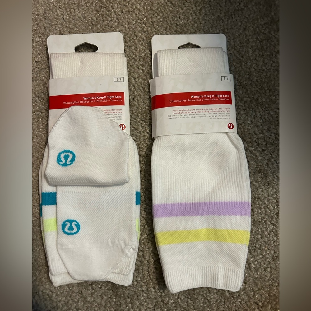 lululemon athletica Women’s Keep It Tight Socks 2 pairs
Size 5-7